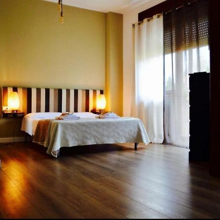 Battisti Rooms & Breakfast Lecce Ngoại thất bức ảnh