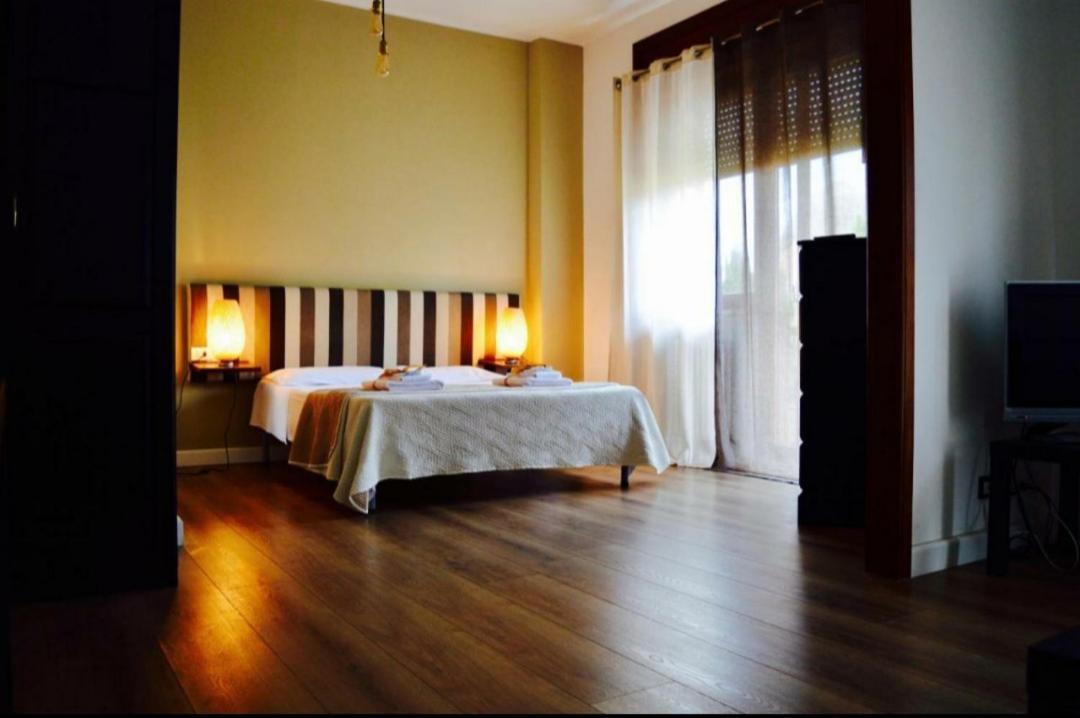 Battisti Rooms & Breakfast Lecce Ngoại thất bức ảnh